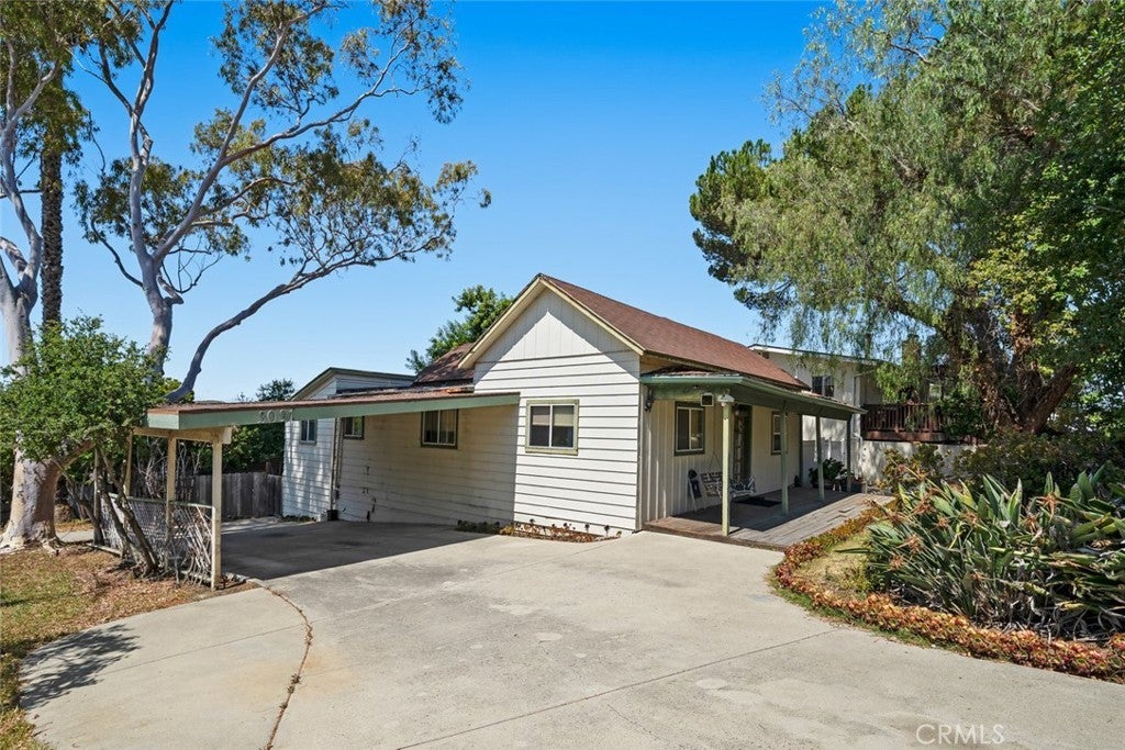 Photo of Listing #SC25136550