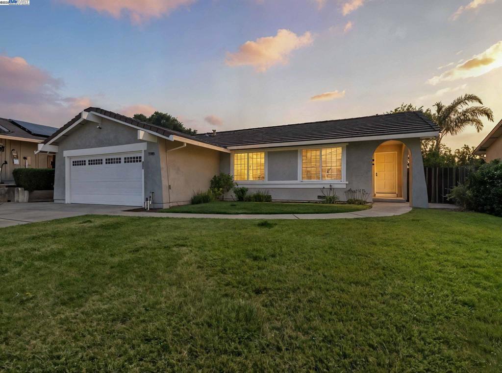 Photo of Listing #41102901