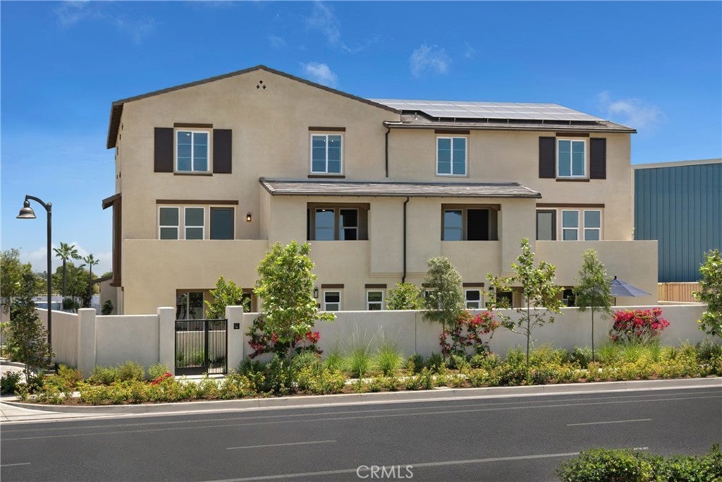 Photo of Listing #OC25144090