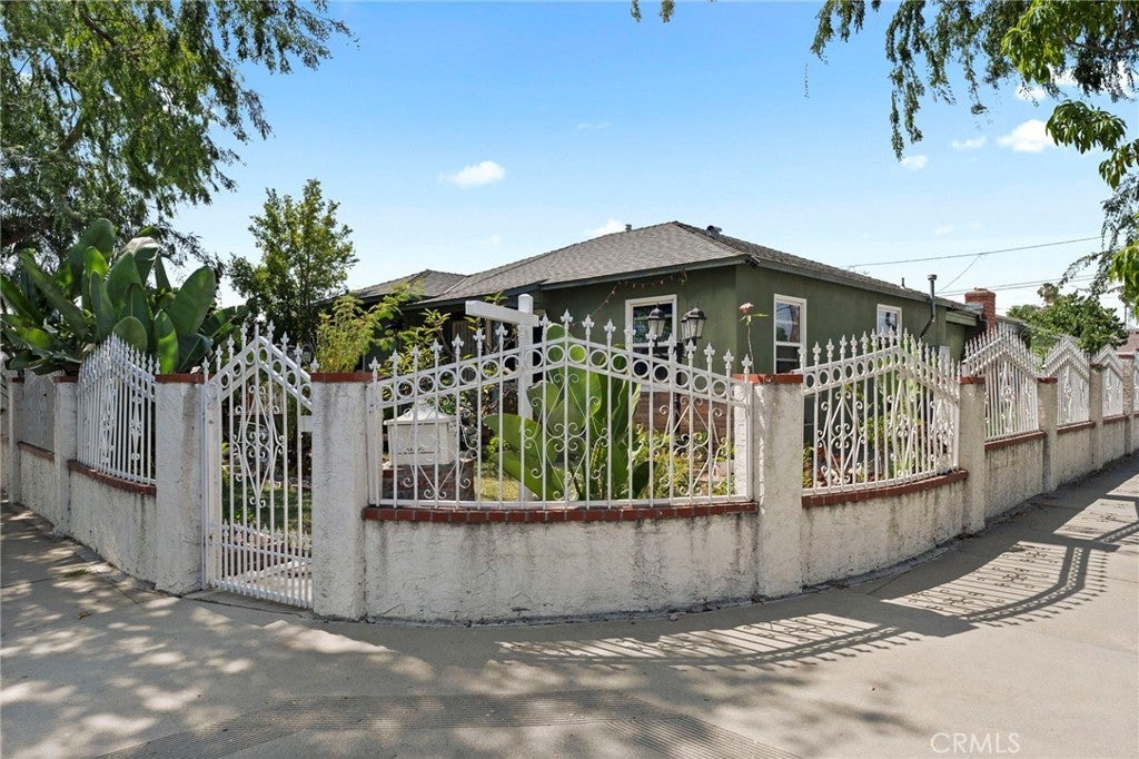 Photo of Listing #CV25144135