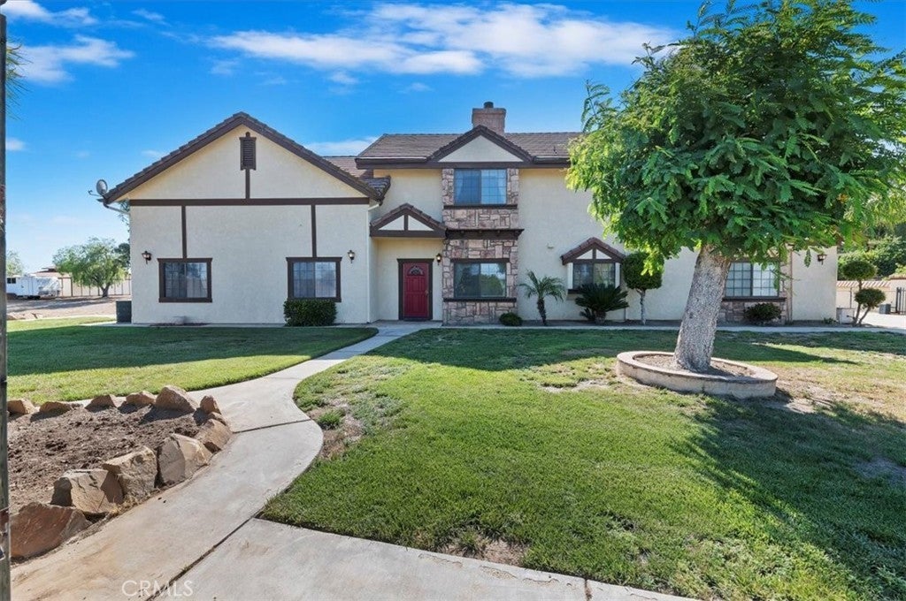 Photo of Listing #IV25144181