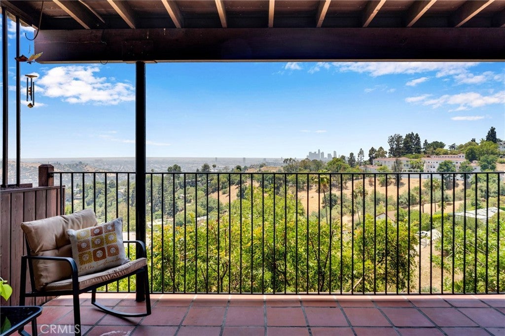 Photo of Listing #CV25144106