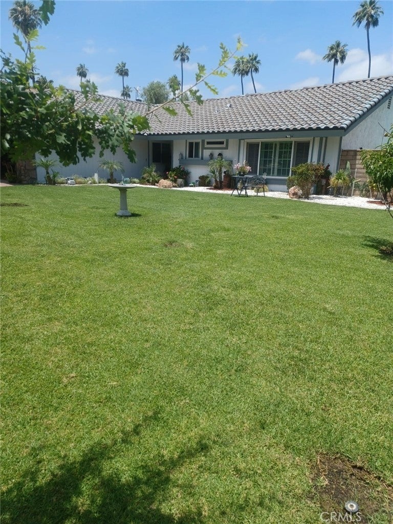 Photo of Listing #IV25144169