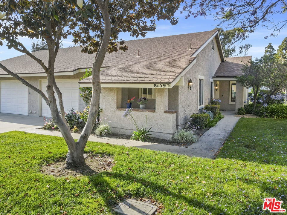 Photo of Listing #25556847