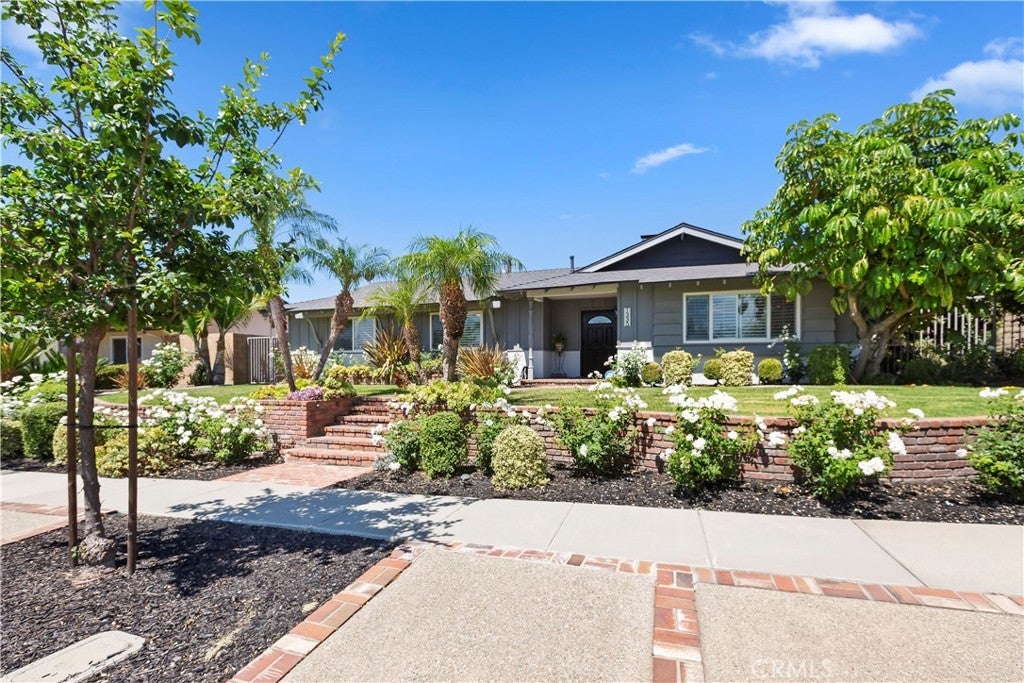 Photo of Listing #CV25144152