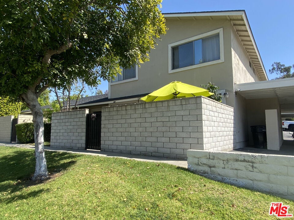 Photo of Listing #25557873