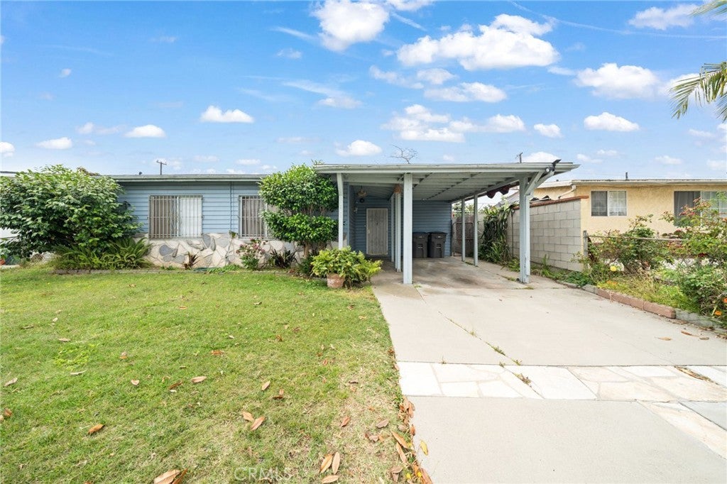 Photo of Listing #PV25144380