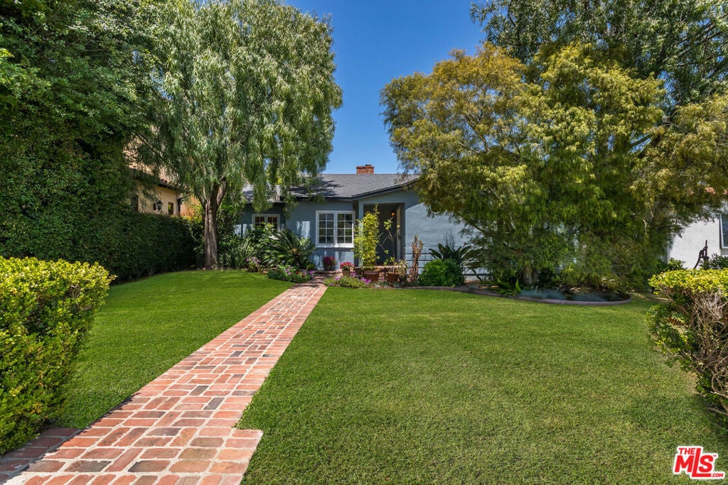 Photo of Listing #25556701