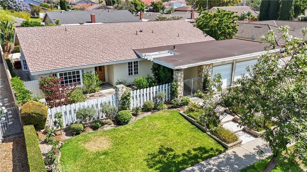 Photo of Listing #OC25141043