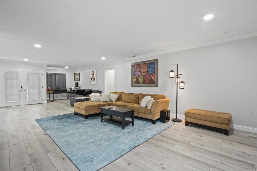 Photo of Listing #PTP2504834