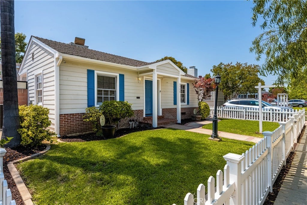 Photo of Listing #PW25140498