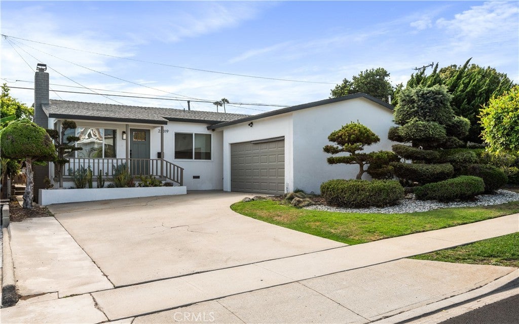 Photo of Listing #PV25144533