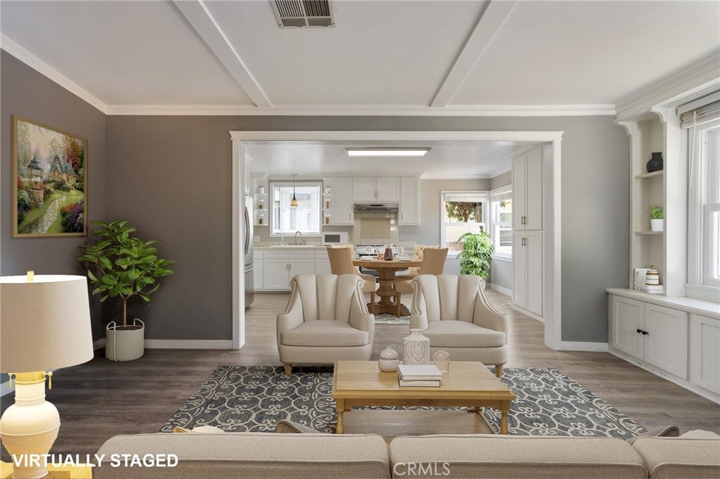 Photo of Listing #SR25143885