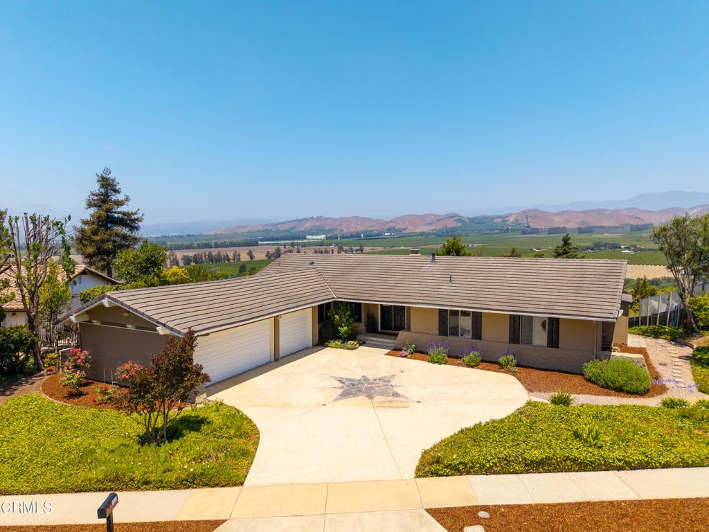 Photo of Listing #V1-30831