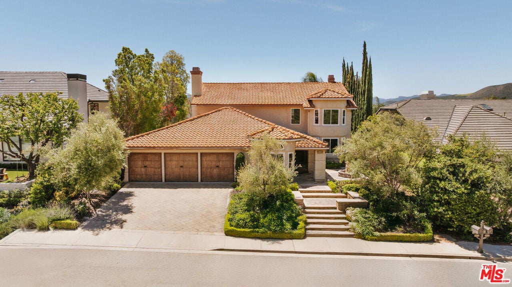 Photo of Listing #25557491