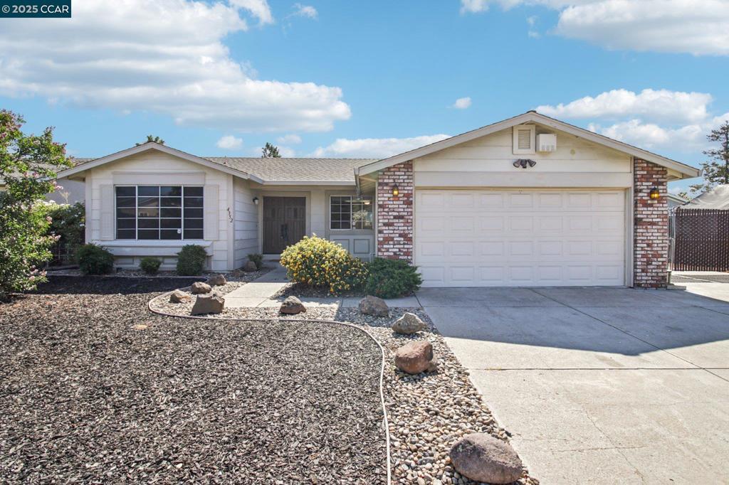 Photo of Listing #41103141