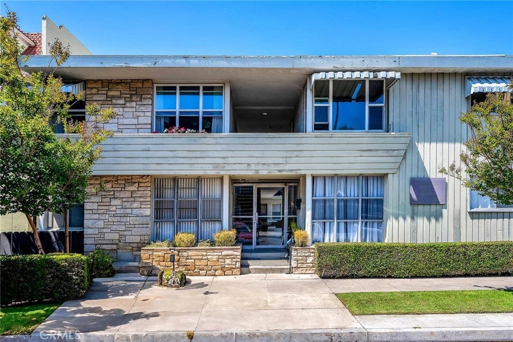 Photo of Listing #SB25145350