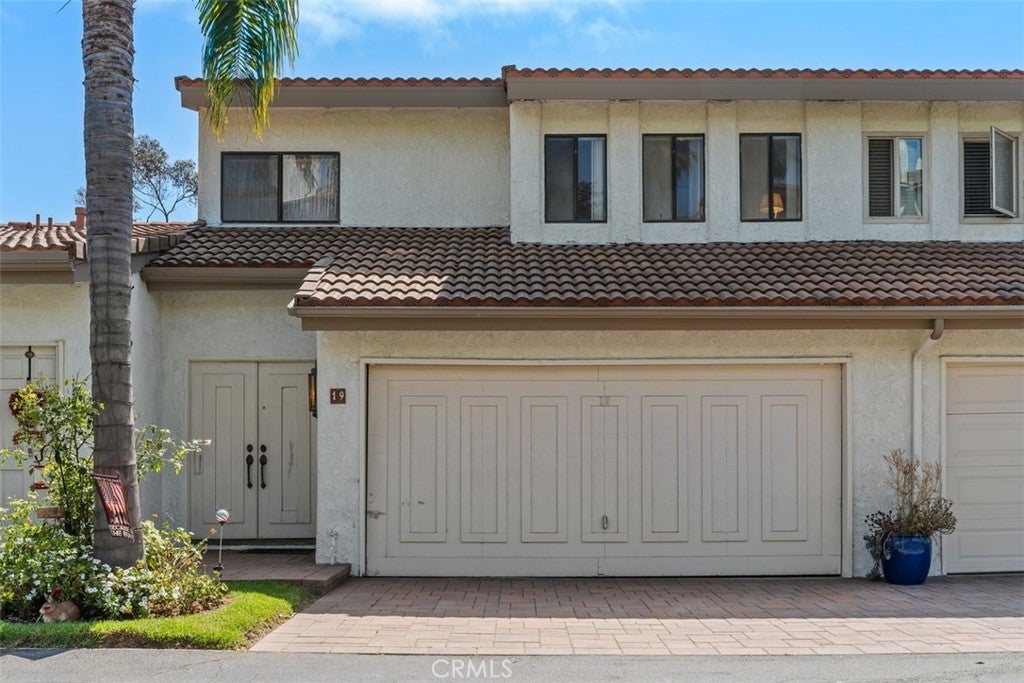 Photo of Listing #OC25145407