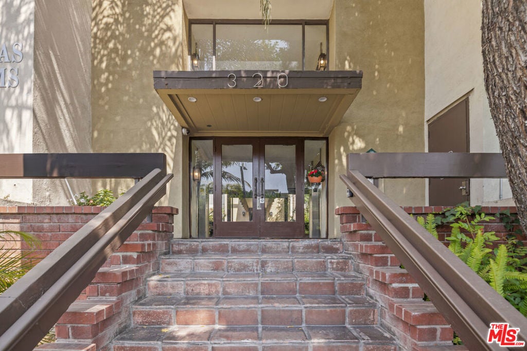 Photo of Listing #25532673