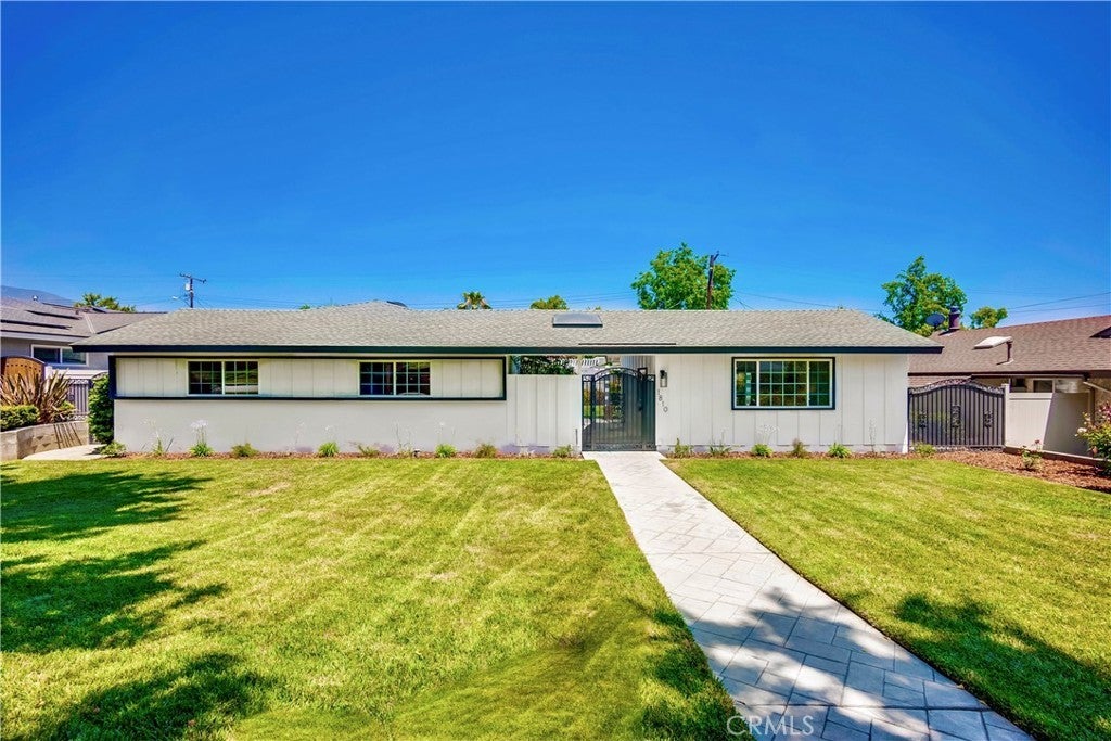 Photo of Listing #OC25145619