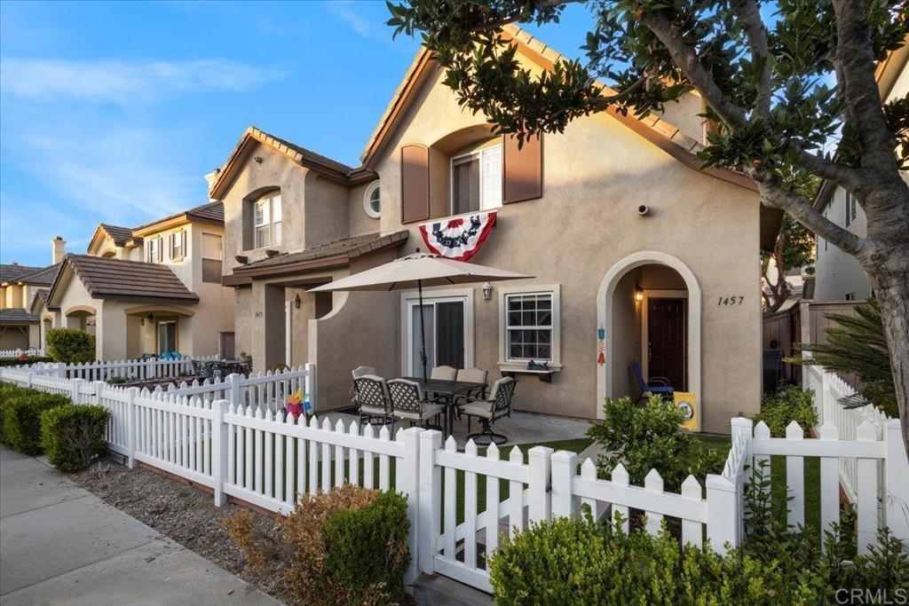 Photo of Listing #PTP2504871