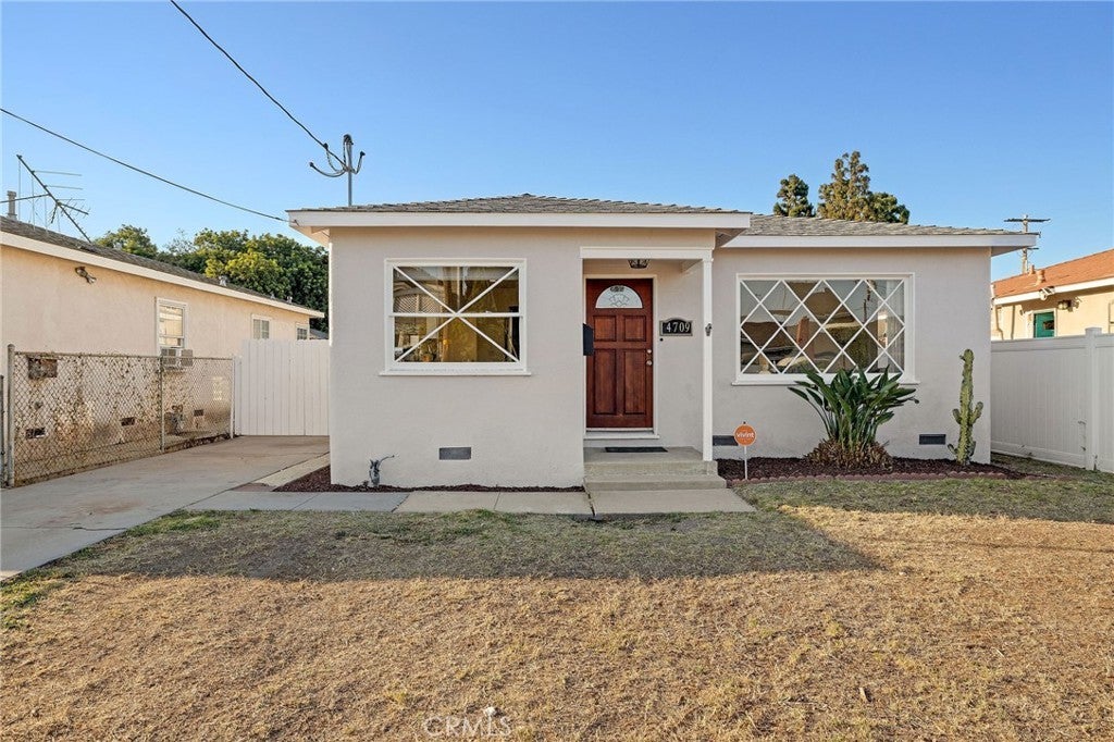 Photo of Listing #SB25145996