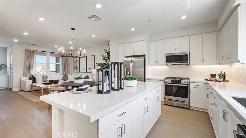 Photo of Listing #OC25146017