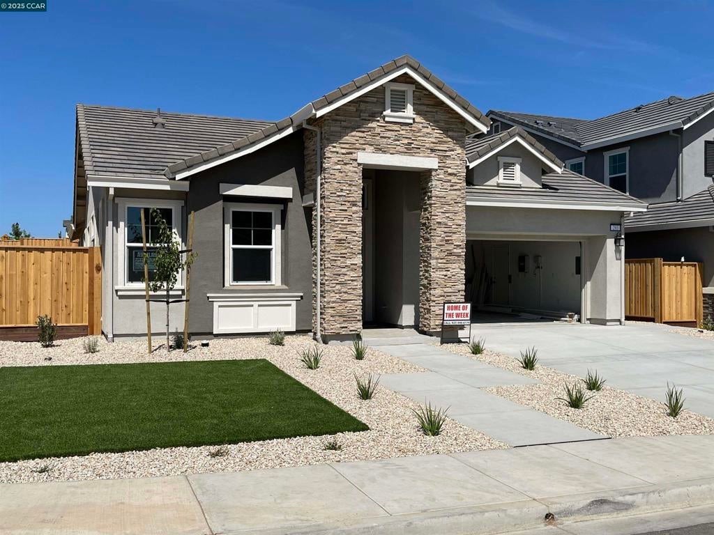 Photo of Listing #41103206