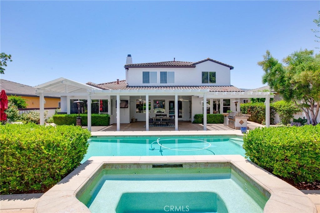 Photo of Listing #SW25138378