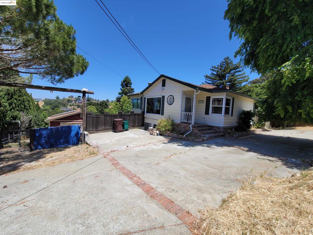 Photo of Listing #41103221