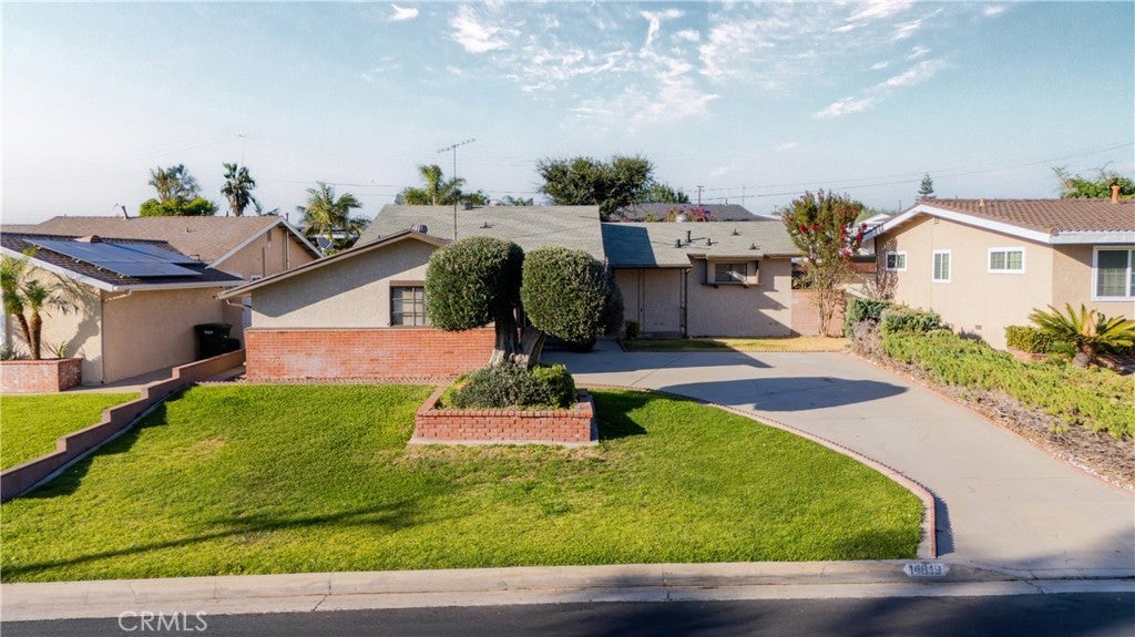 Photo of Listing #DW25143657