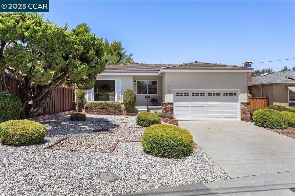 Photo of Listing #41103233