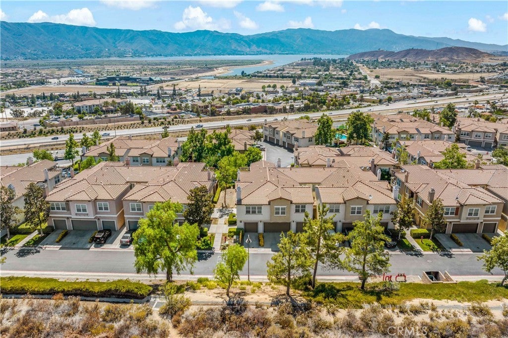 Photo of Listing #SW25144744