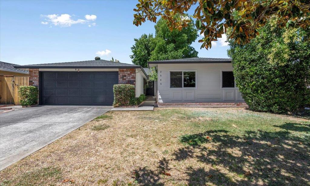 Photo of Listing #ML82012880