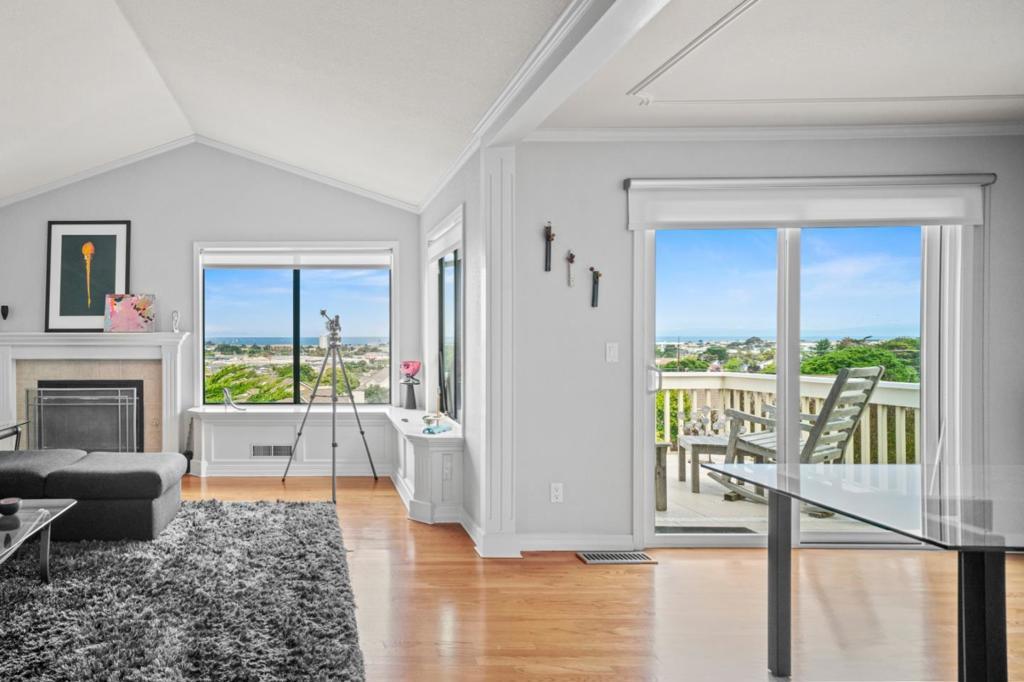 Photo of Listing #ML82012901