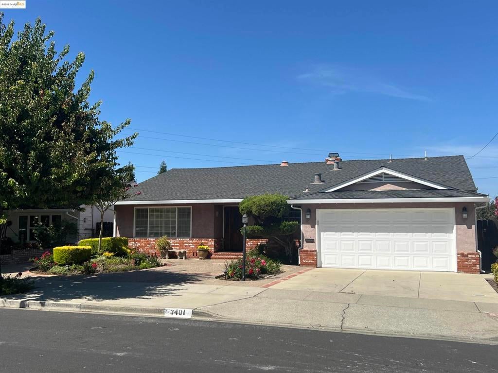 Photo of Listing #41103276