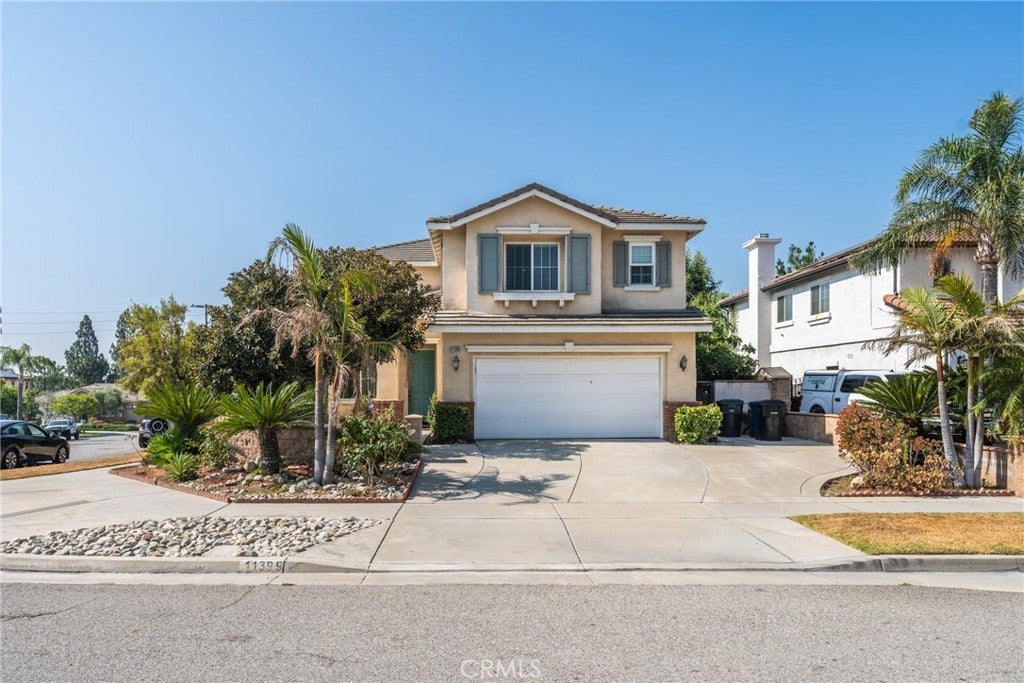 Photo of Listing #IV25146837