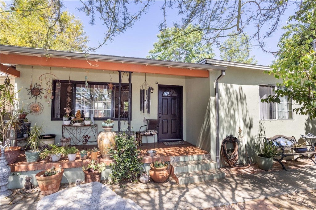 Photo of Listing #SR25137794