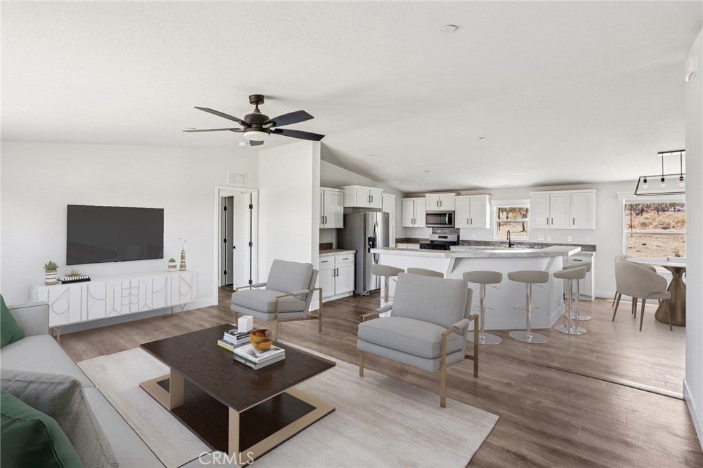 Photo of Listing #TR25144529