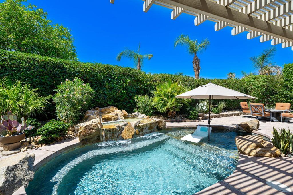 Photo of Listing #219132165DA