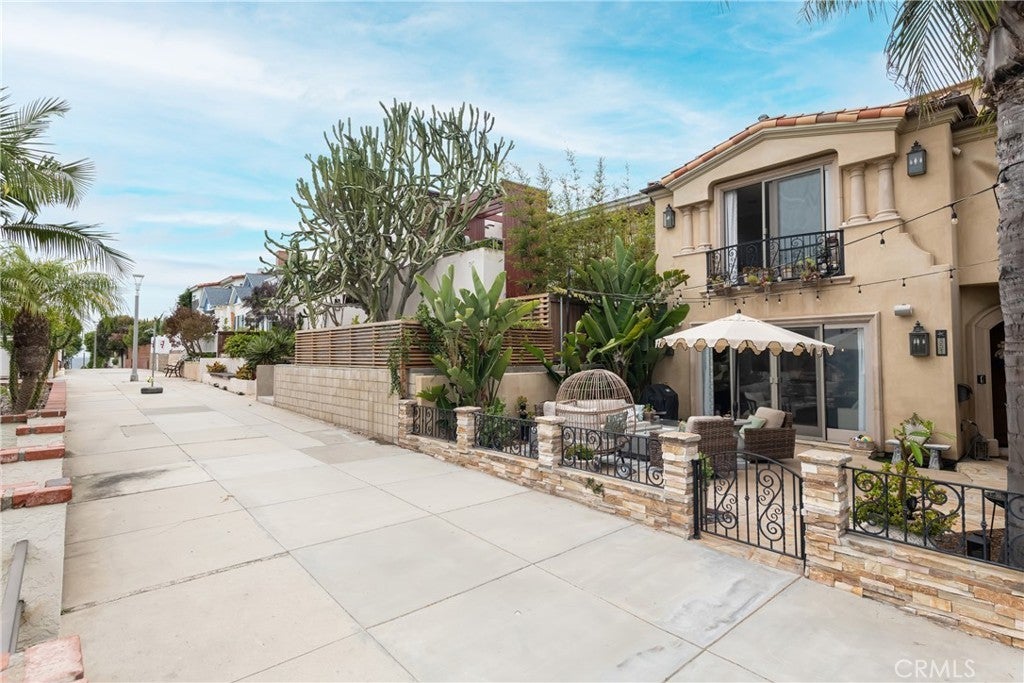 Photo of Listing #SB25124501