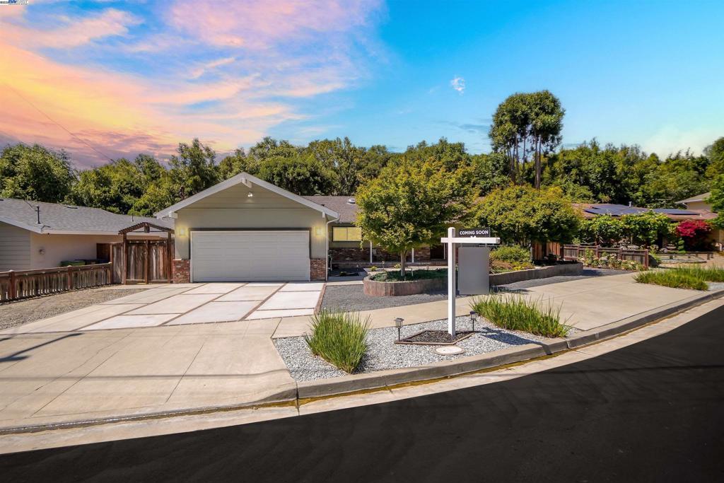 Photo of Listing #41103329