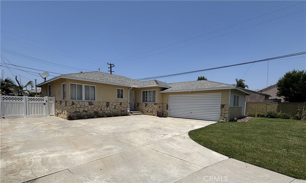 Photo of Listing #PW25143889