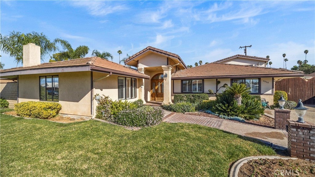 Photo of Listing #IV25145904