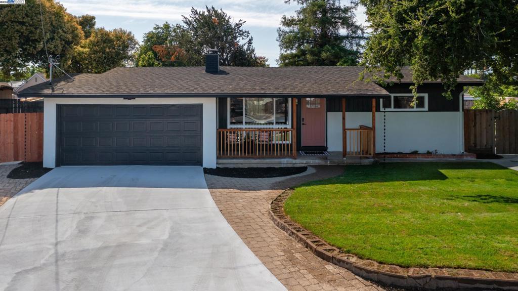 Photo of Listing #41103374