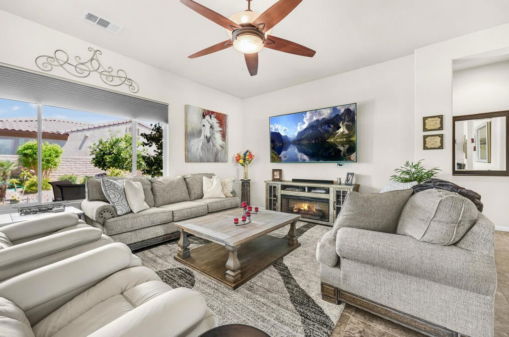 Photo of Listing #219132188DA