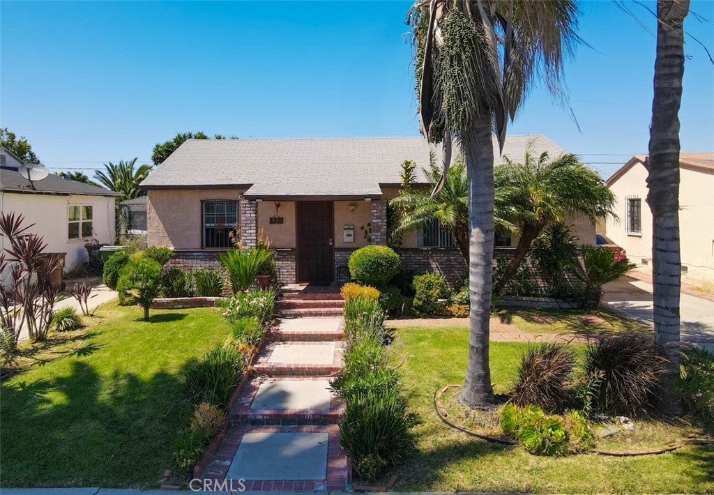 Photo of Listing #SB25145490