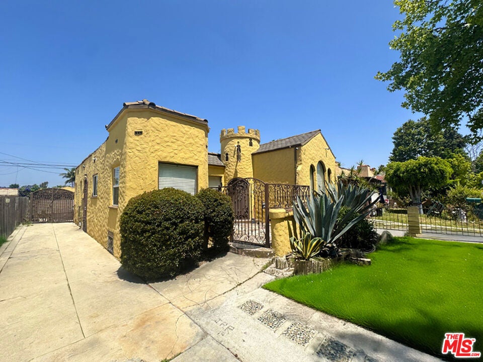 Photo of Listing #25552939