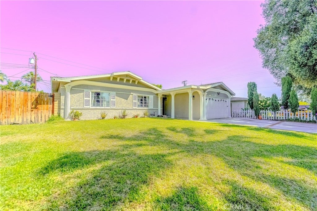 Photo of Listing #DW25147429