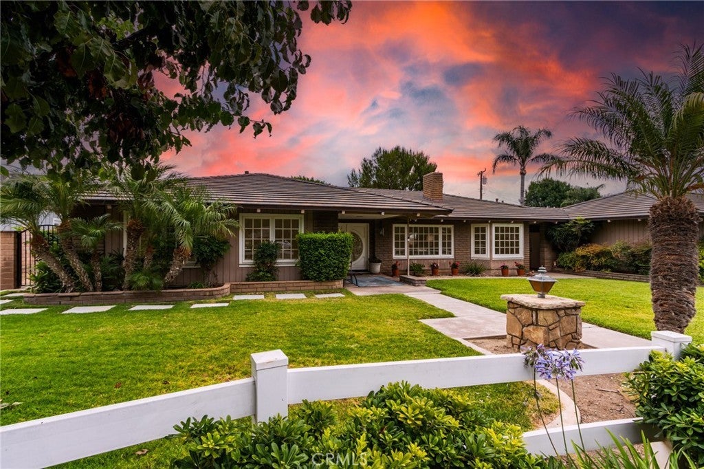 Photo of Listing #PW25102838